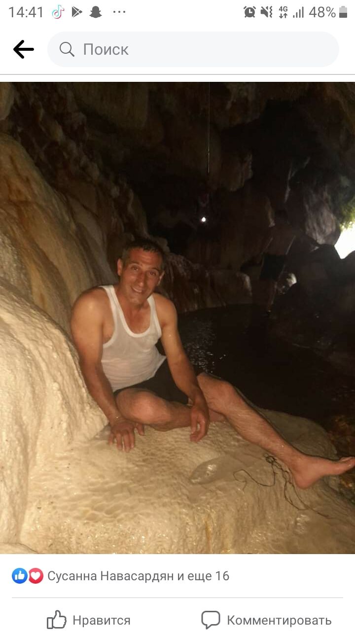  ,   Arman, 44 ,   ,   