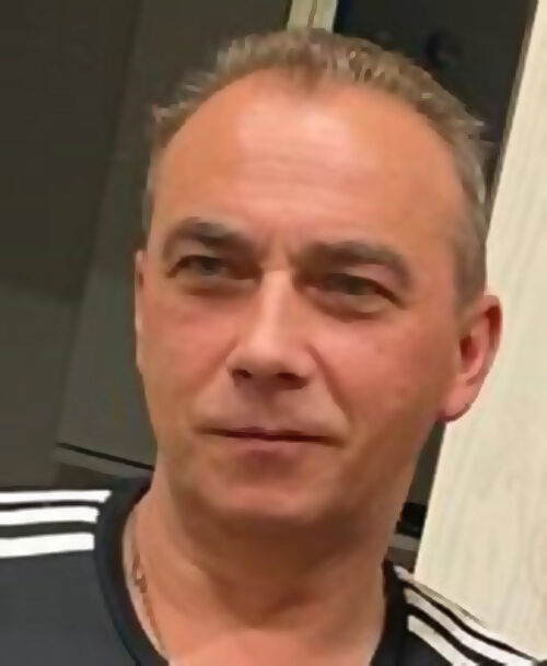  43083622  , 44 ,    