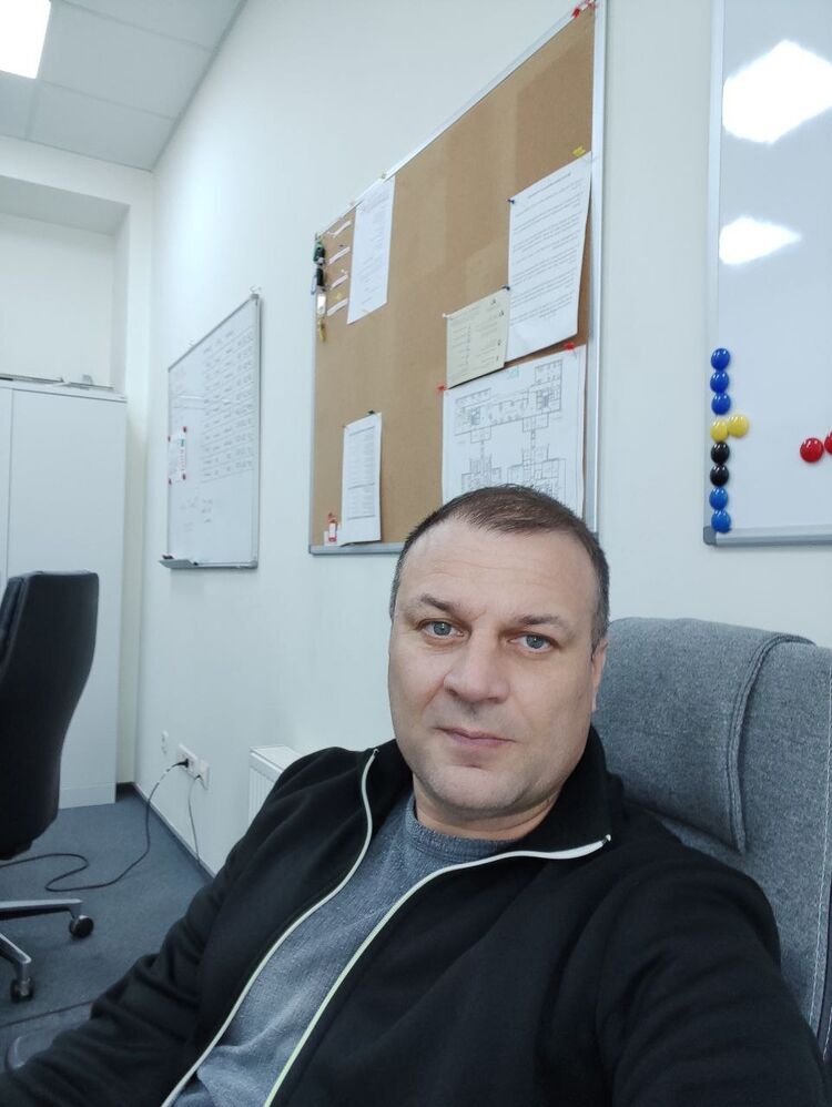  ,   Sergiy, 45 ,   ,   , c 