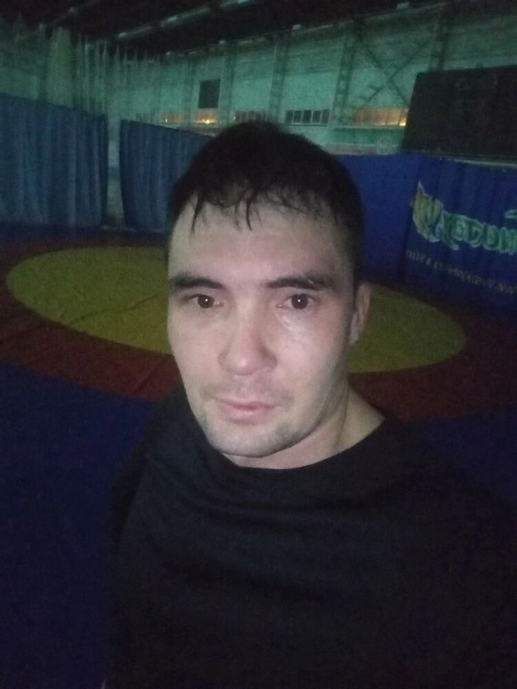  48776492  , 39 ,    