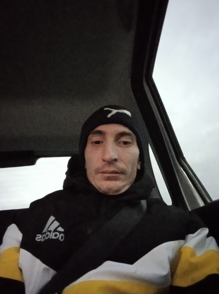  30207482  , 37 ,     