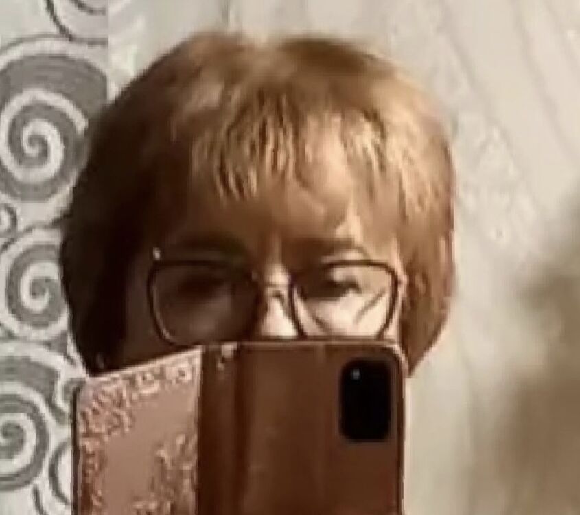  44302222  Tatiana, 58 ,    