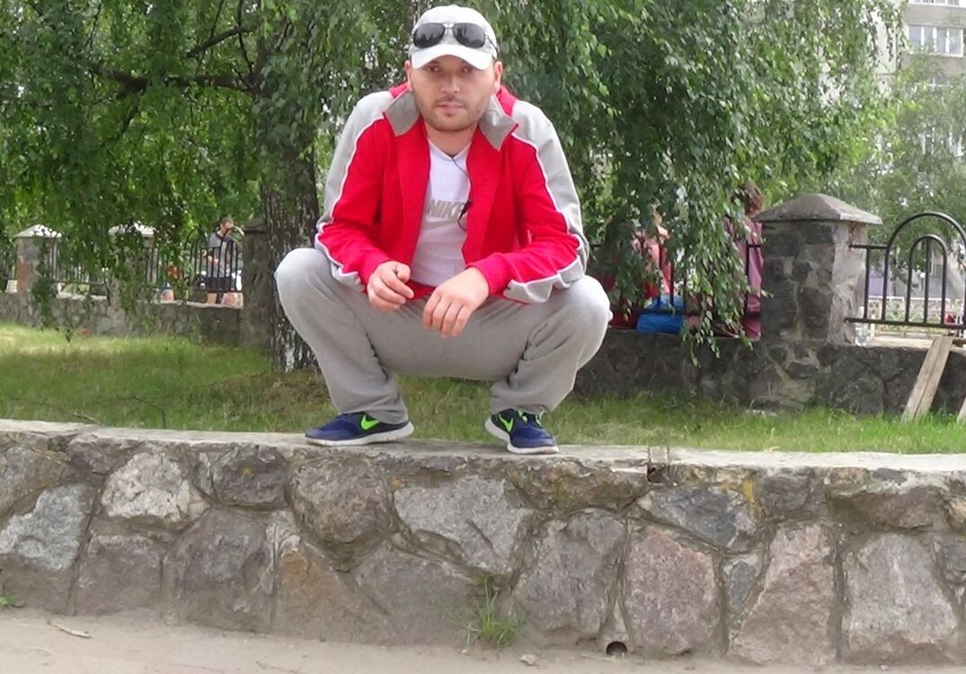  8837662  , 38 ,    