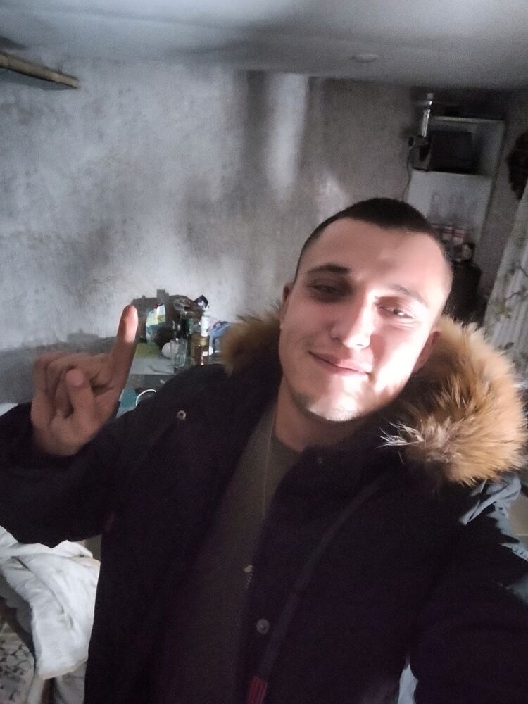  47433372  , 21 ,    