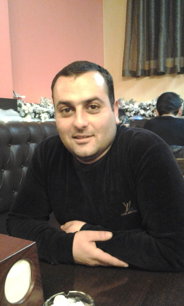  6025712  Vlad, 40 ,    