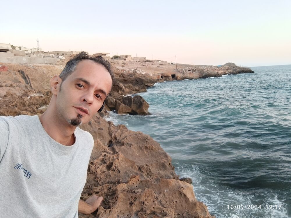  Tlemcen,   Redwan, 44 ,   ,   , c 