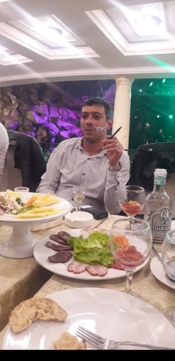  18715382  , 39 ,    --