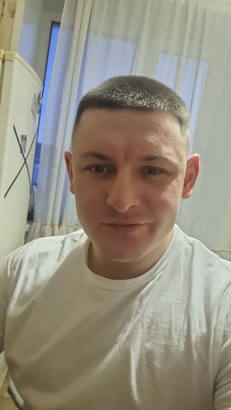  43291252  , 27 ,    