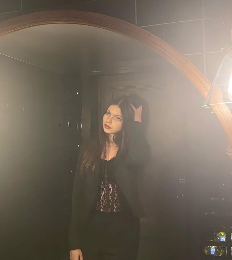  ,   , 22 ,   ,   
