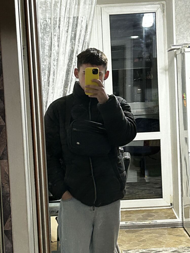  42860382  , 20 ,    