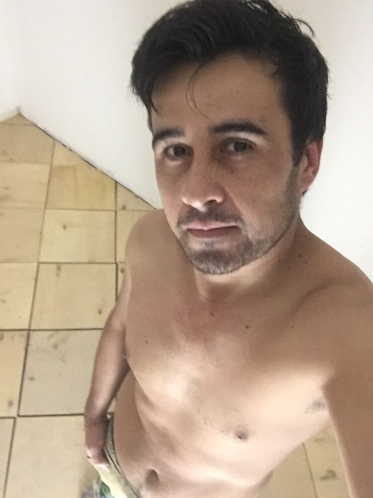  ,   IZZAT, 35 ,   ,   , c 