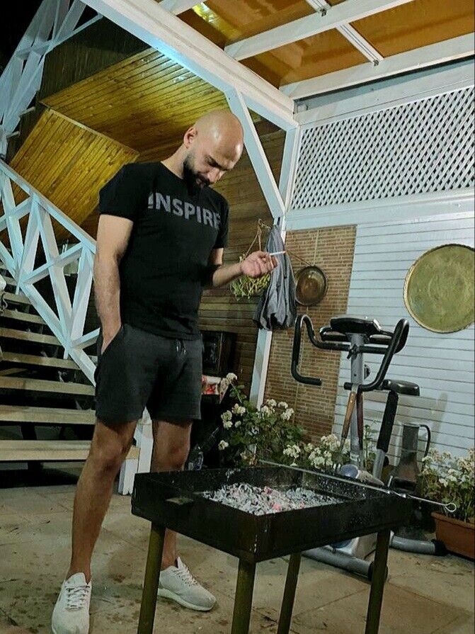  ,   Kenan, 33 ,   ,   , c 