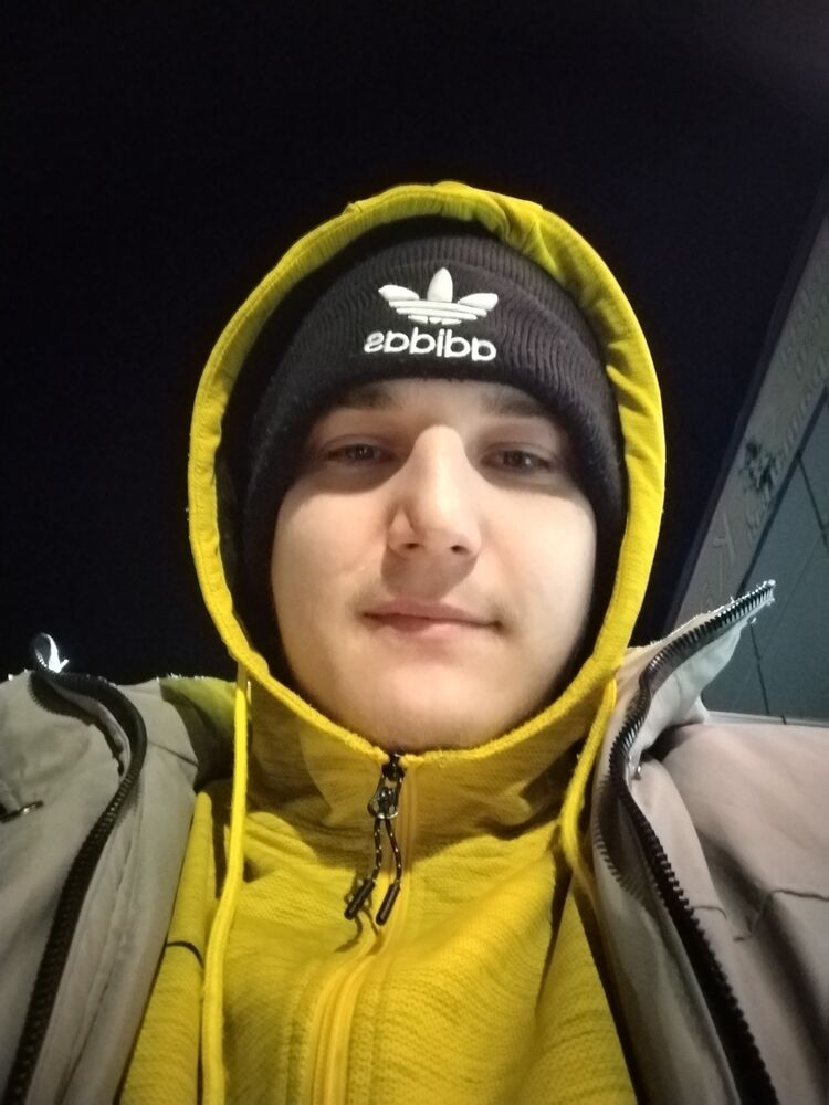  43475942  , 25 ,    