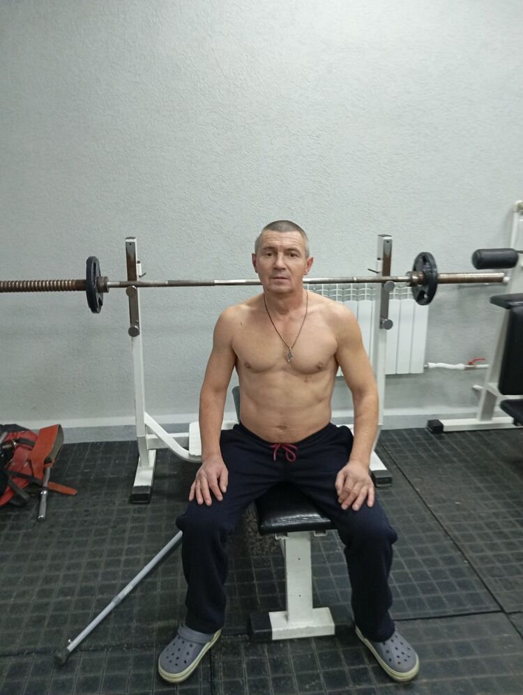  47568212  , 53 ,    