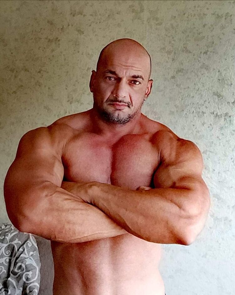 ���������� ������, ���� ������� Mladen, 40 ���, ������������ ��� ������, ����� � ���������