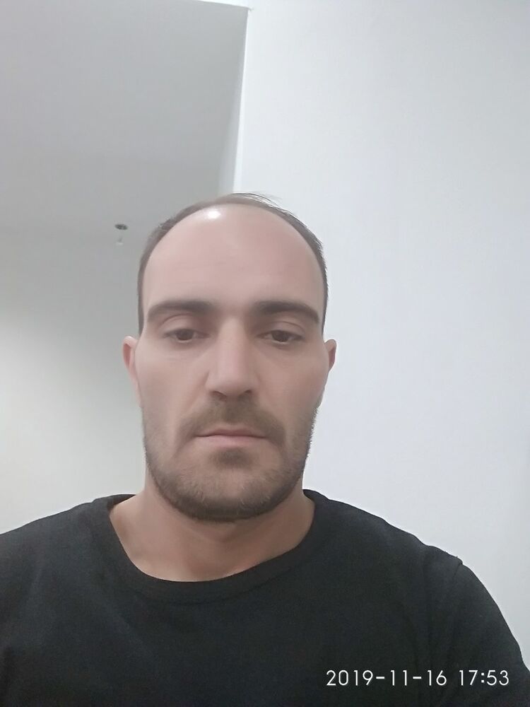  18141652  Bugva, 40 ,    