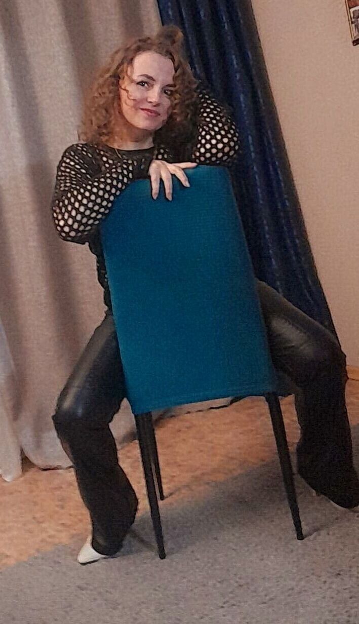  48027602  , 42 ,    --