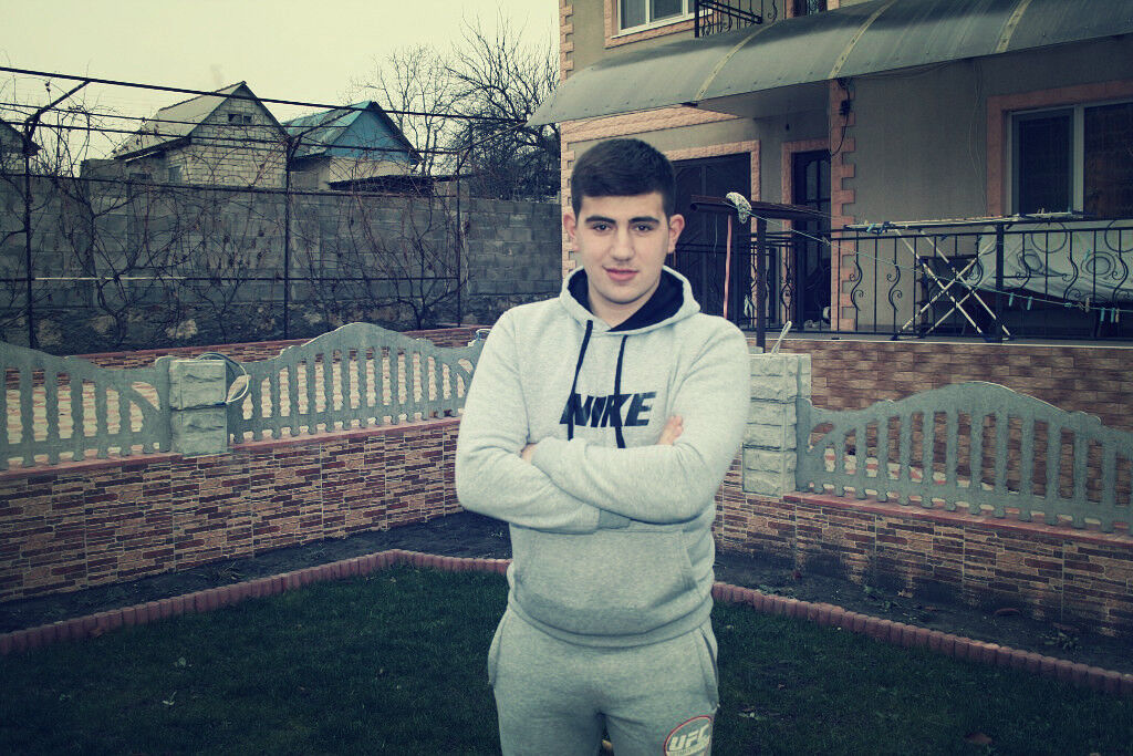  ,   Andrei, 34 ,  