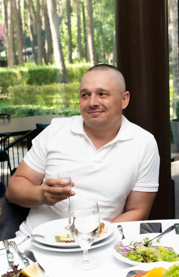  45726782  Volodymyr, 39 ,    