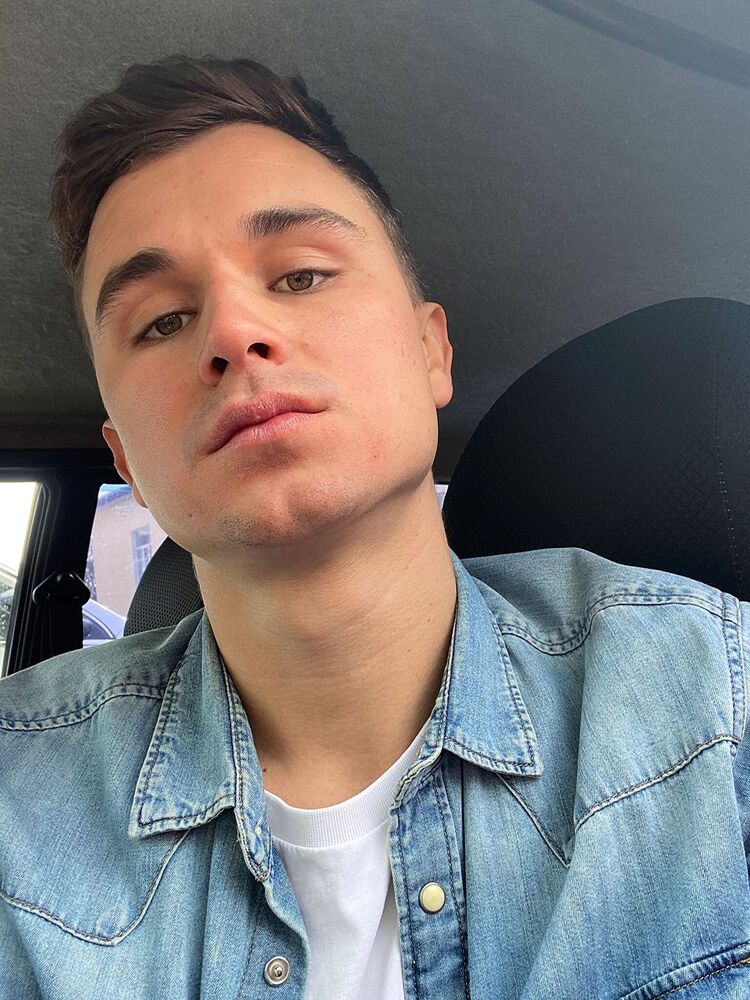  ,   Ali, 26 ,   ,   