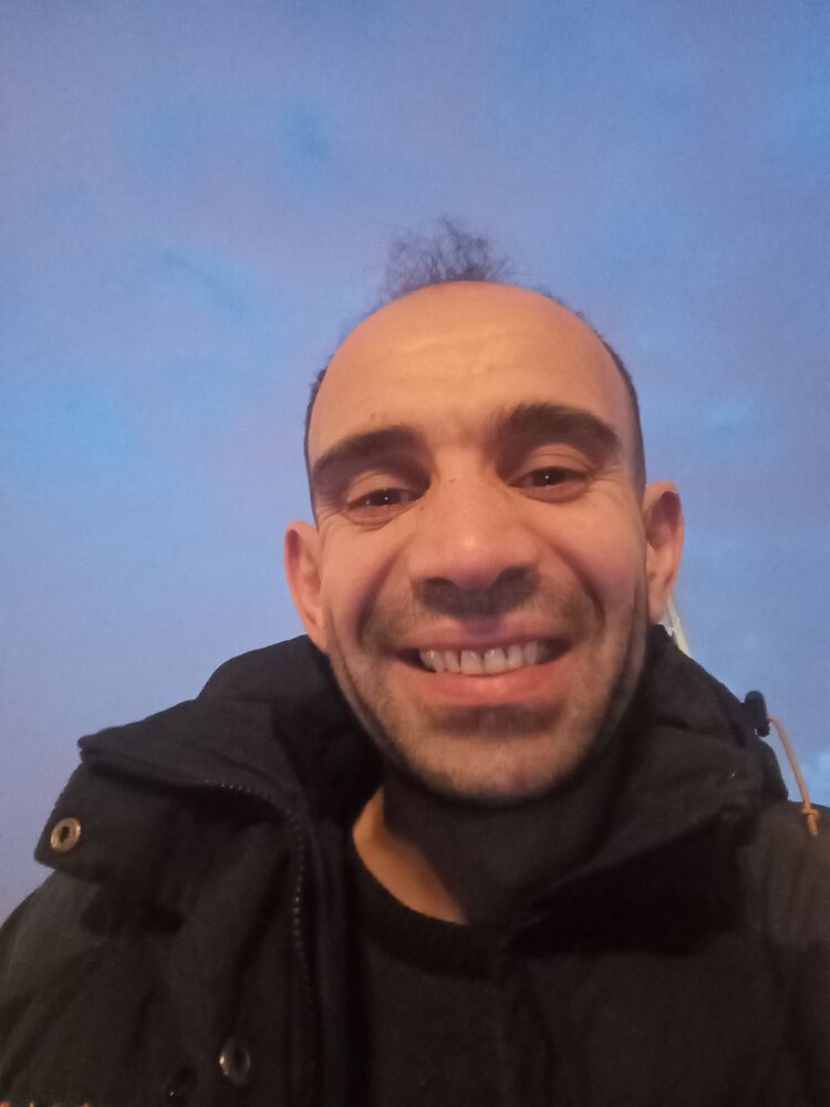  52536462  MURAT, 39 ,    