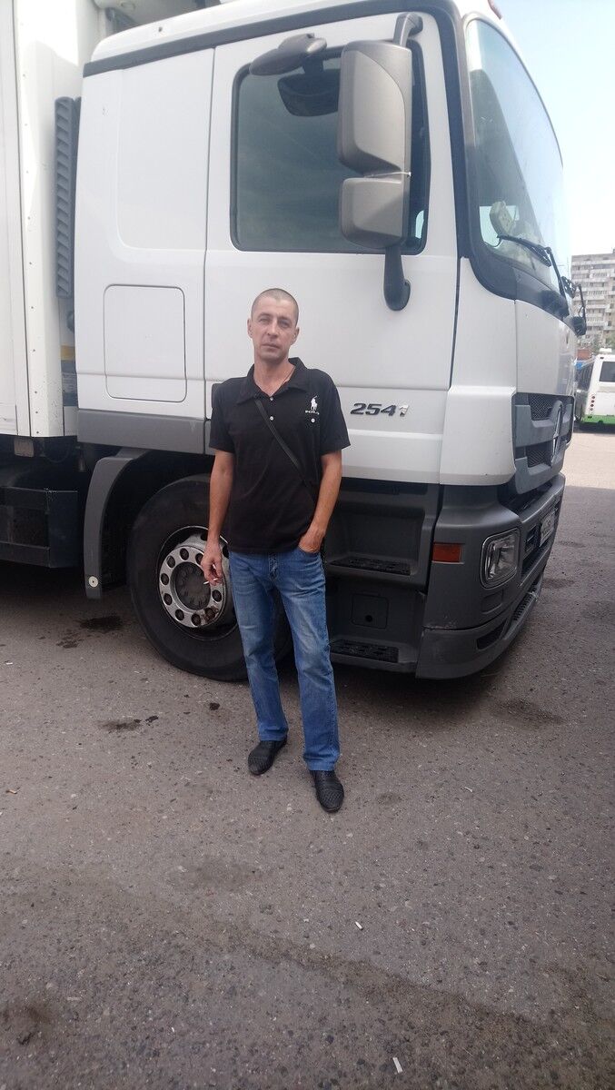  10311732  Dima, 45 ,    