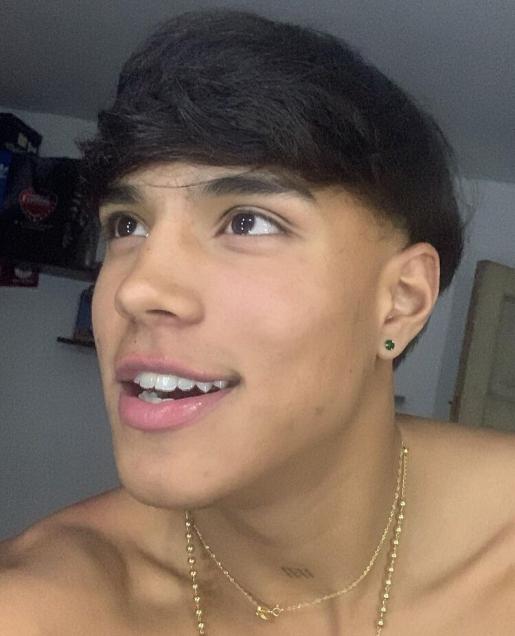  ,   Sebastian, 23 ,   ,   