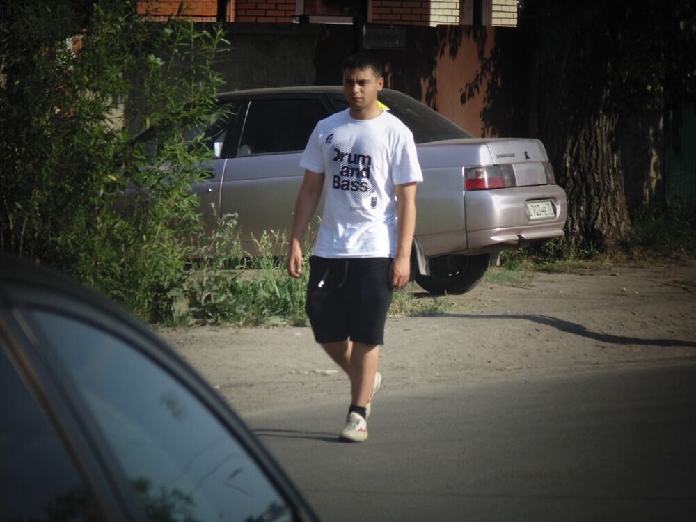  33247272  Alex, 29 ,    