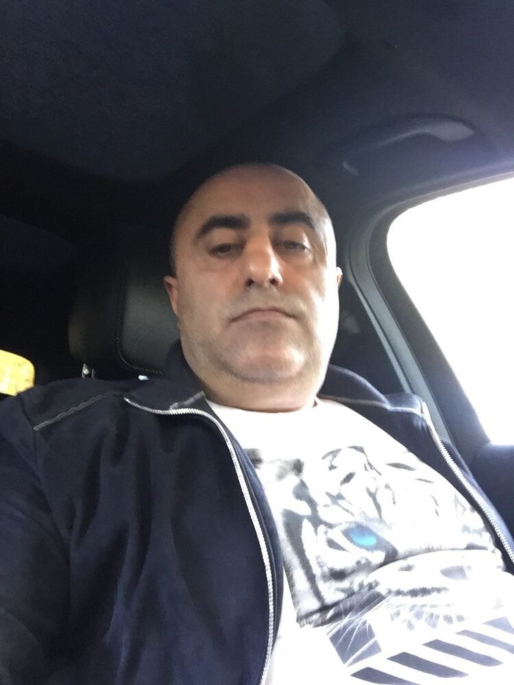  ,   Garik, 51 ,   ,   , c 