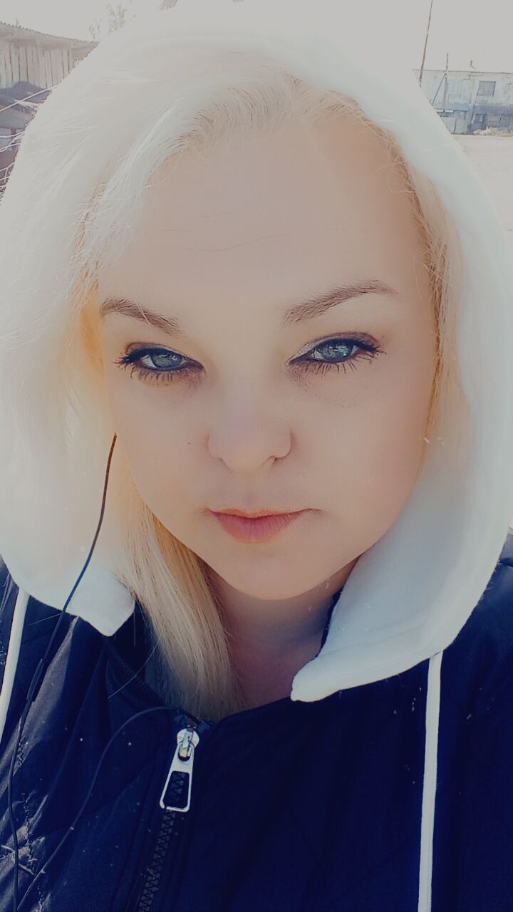  43827572  , 32 ,    