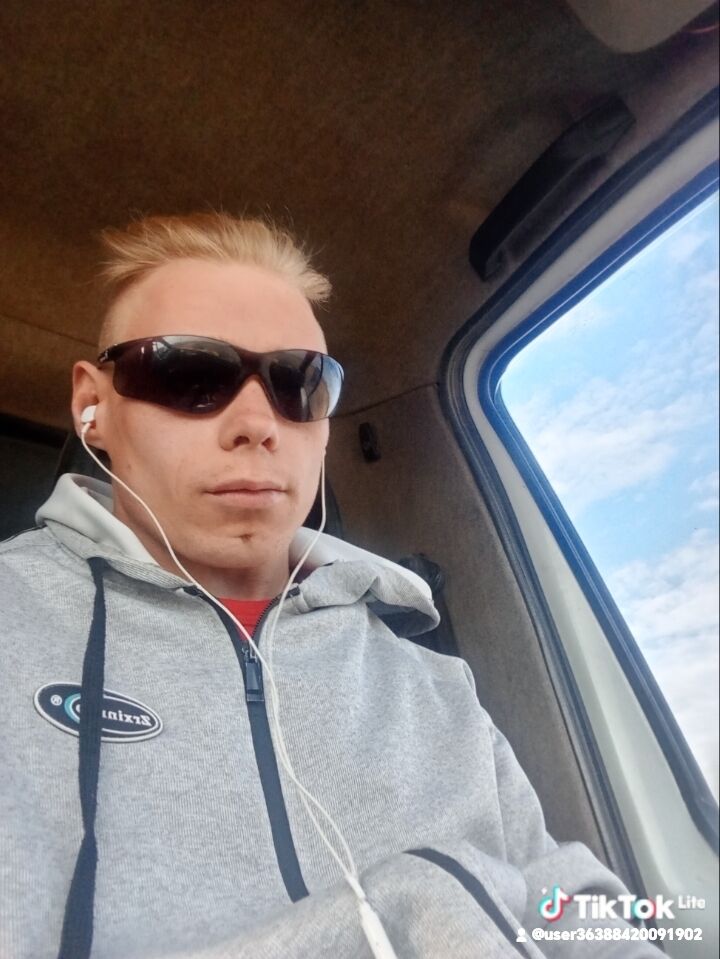  49029352  , 26 ,    