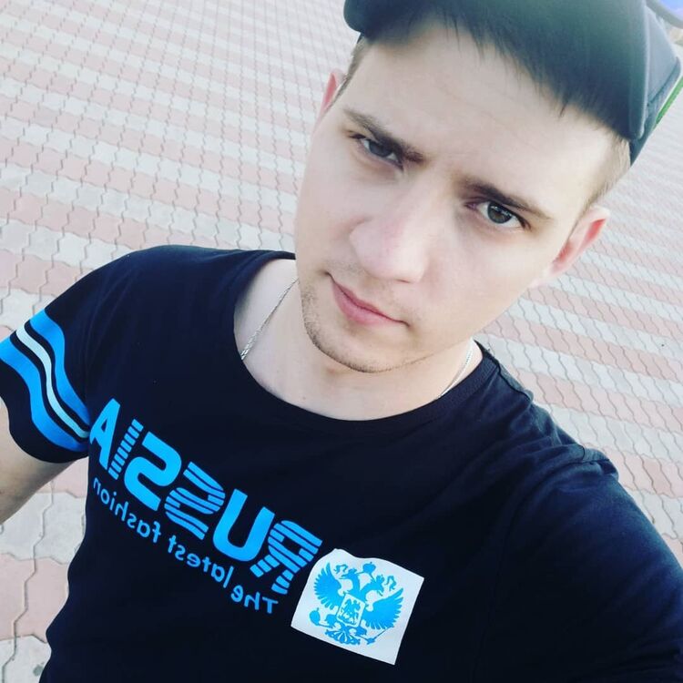  48832812  , 31 ,    