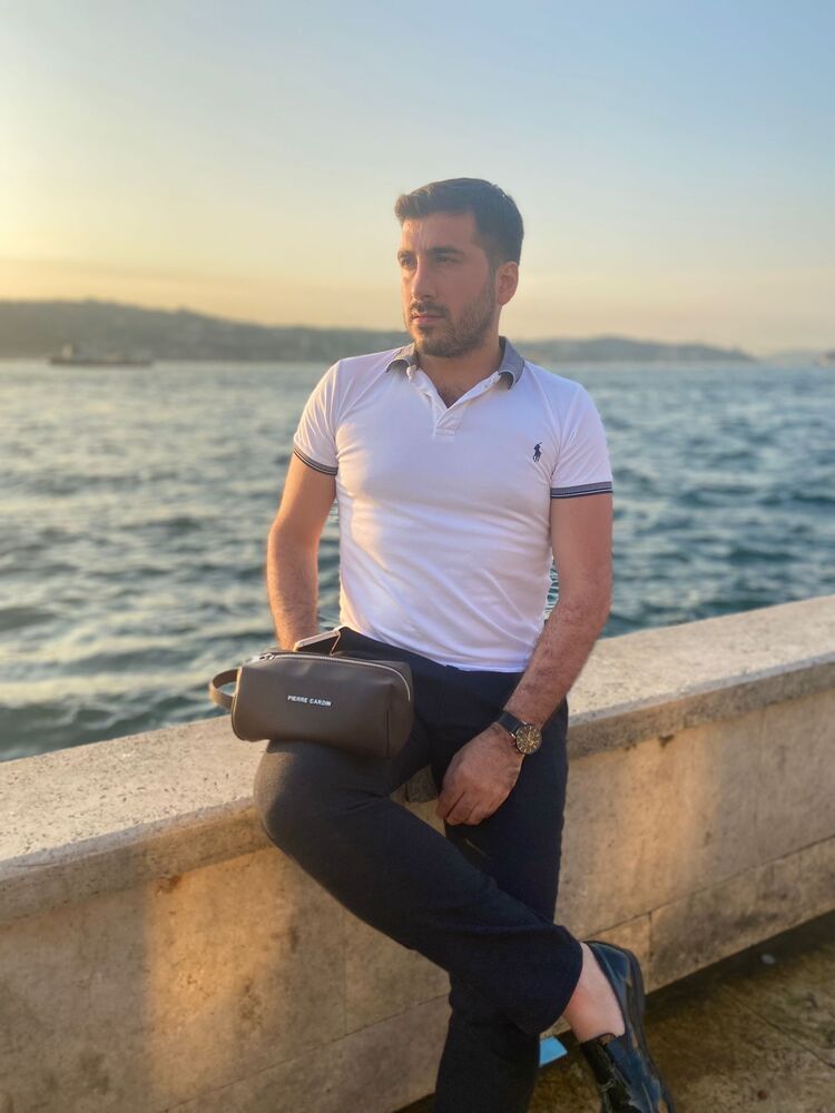  44735262  Yunus, 29 ,    