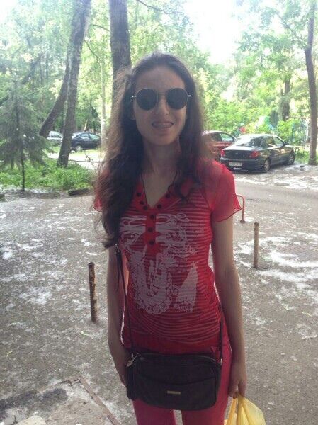  ,   Leyla, 22 ,  