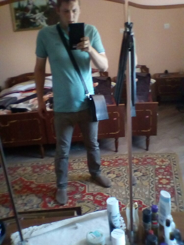  10113052  Bogdan, 38 ,    