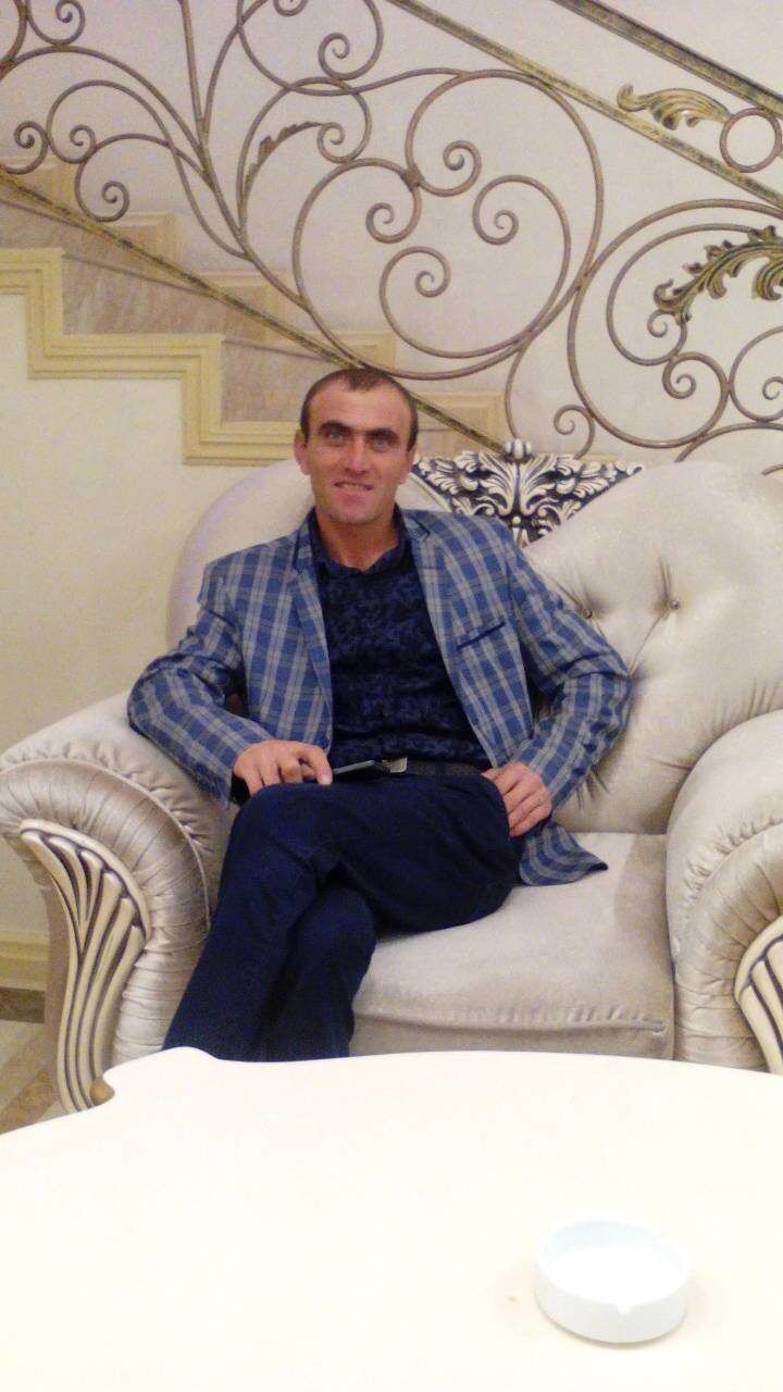  ,   Manuk, 43 ,   ,   