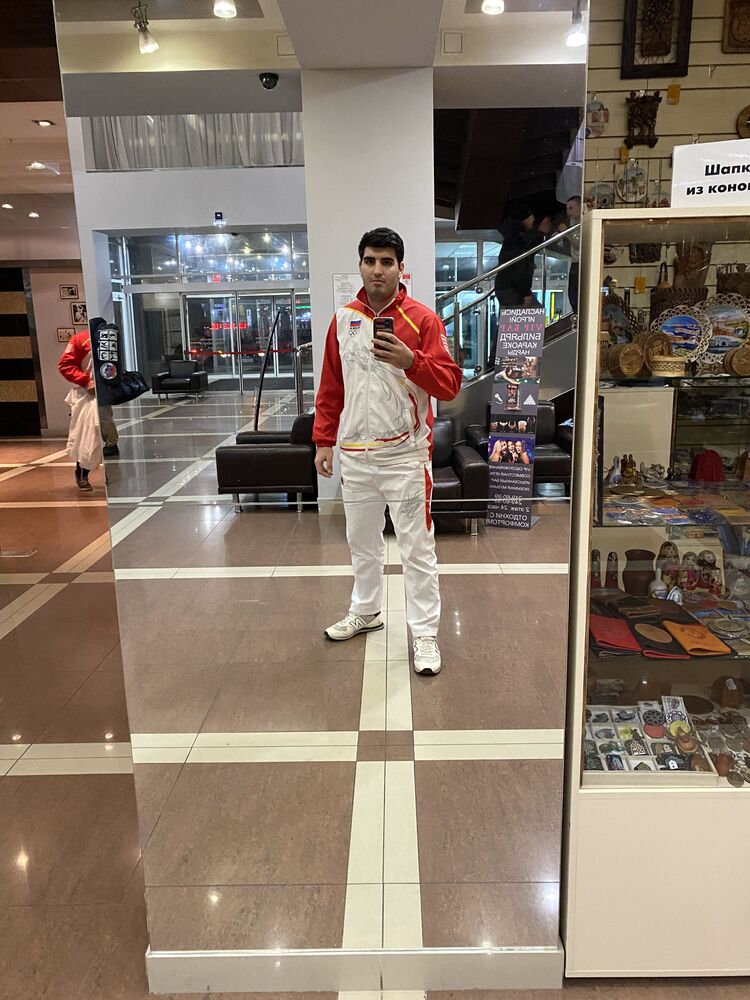  32844612  Edgard, 23 ,    