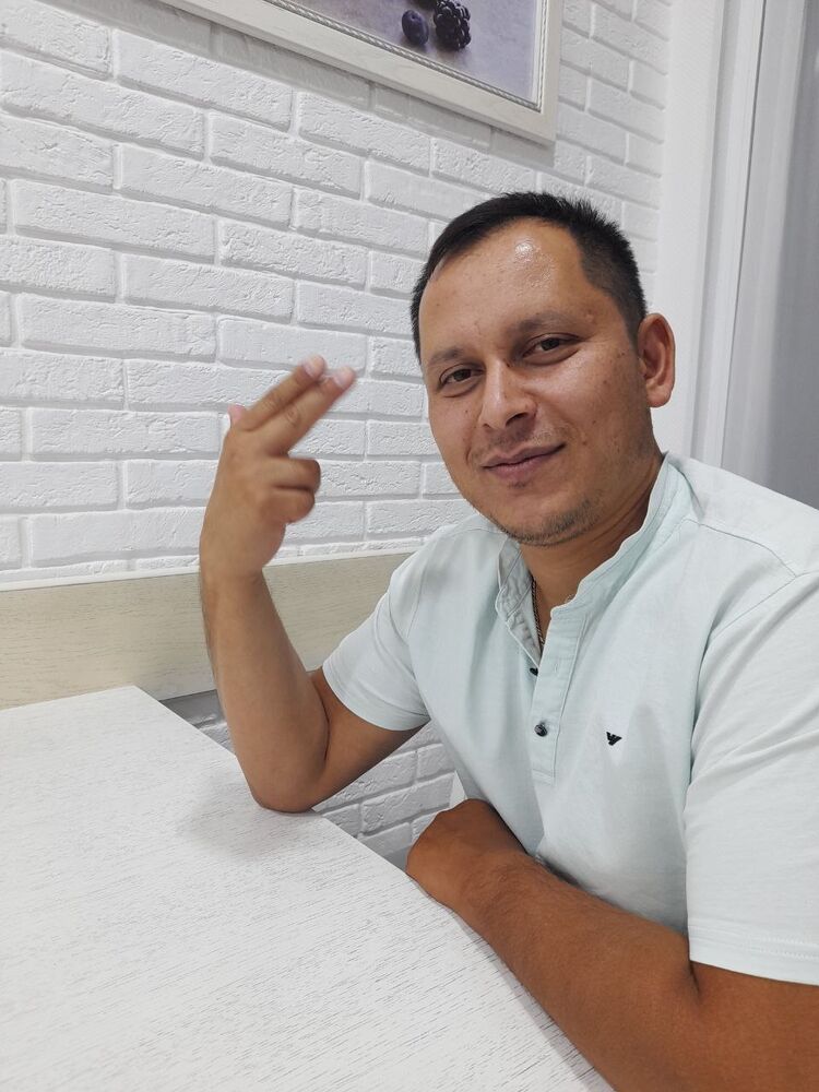  42309432  Yokub, 36 ,    