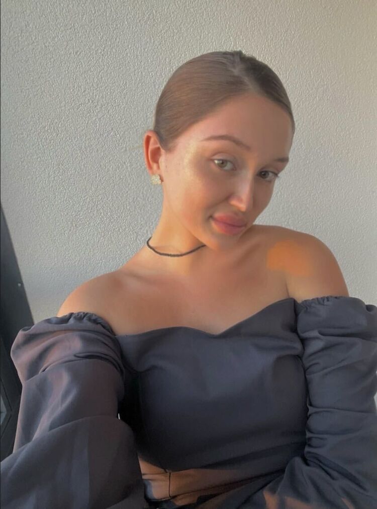  -,   , 20 ,   