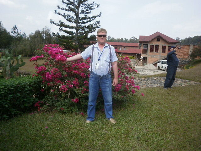  42148502  Igor, 63 ,    