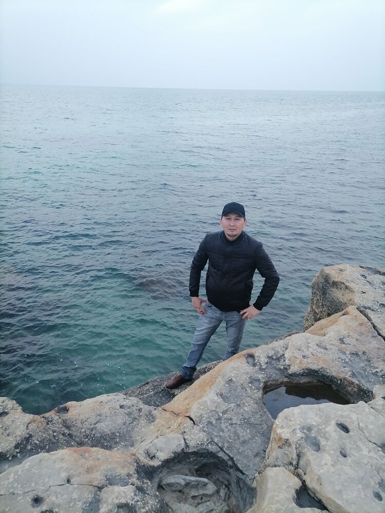  ,   Ulan, 37 ,   ,   