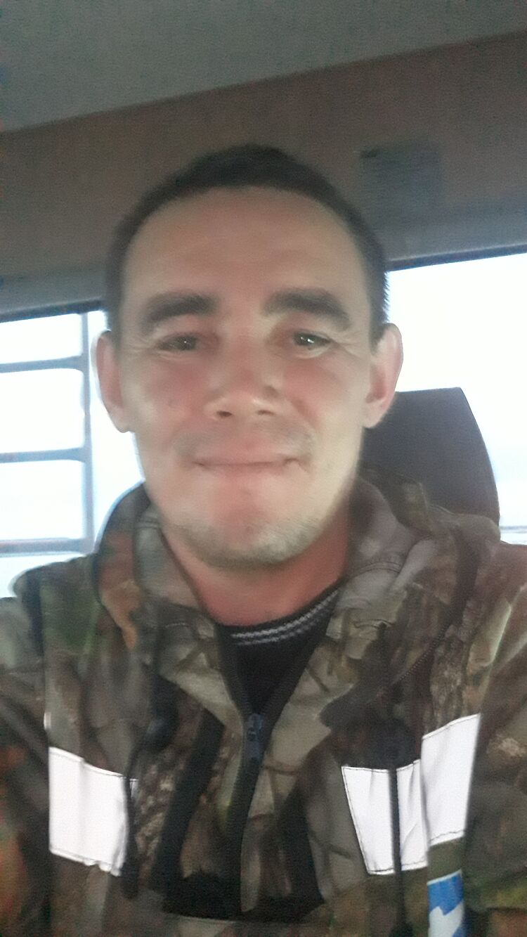  23648342  , 45 ,    