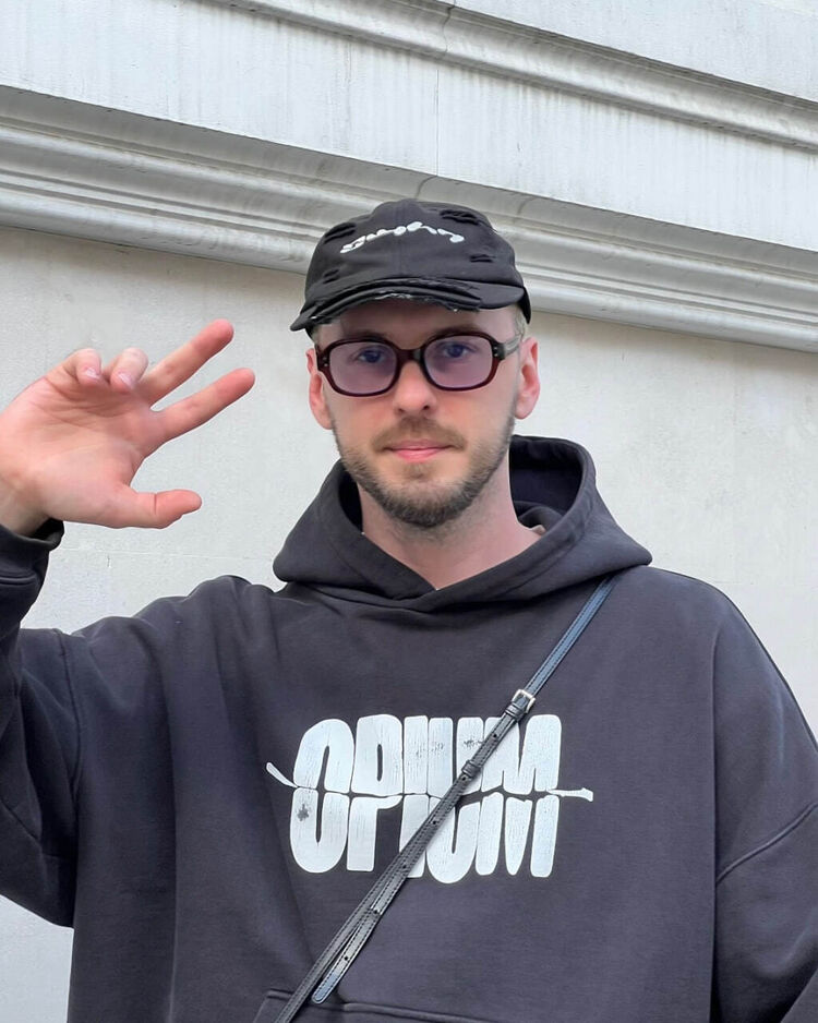 ���� 56196052 ������� ����, 33 ����, ���� ���������� � ���������