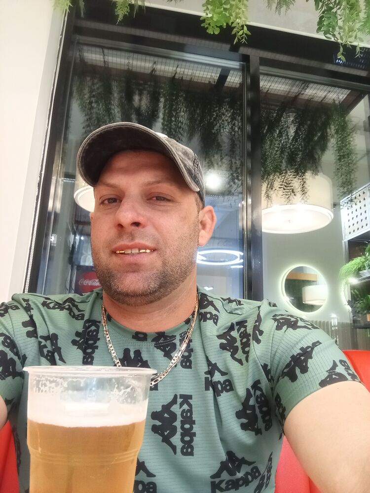  53244032  Jadiel, 36 ,    