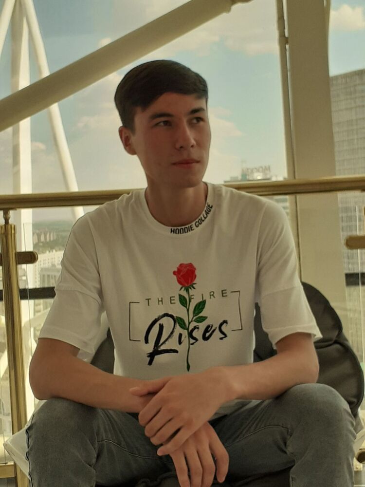  ,   MAVLYANOV, 29 ,  