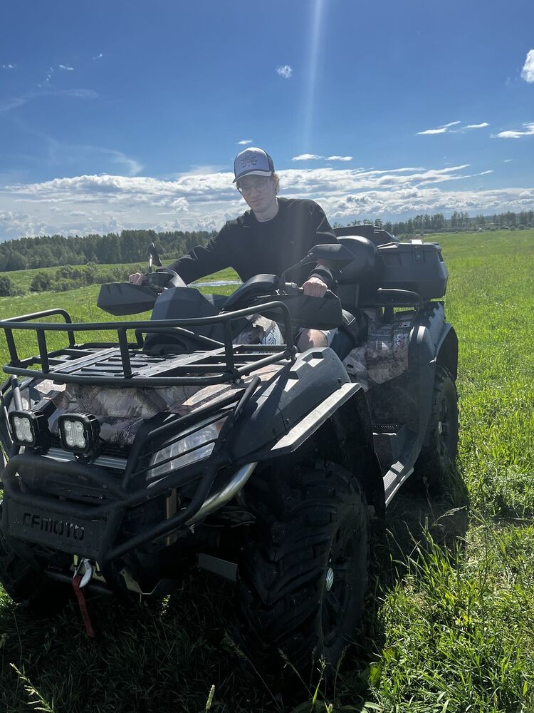  54551612  Ivan, 23 ,    -