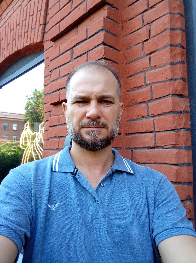  54201552  , 37 ,    --