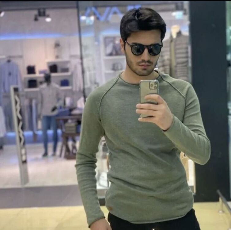  45270522  Jalalshakh, 32 ,    