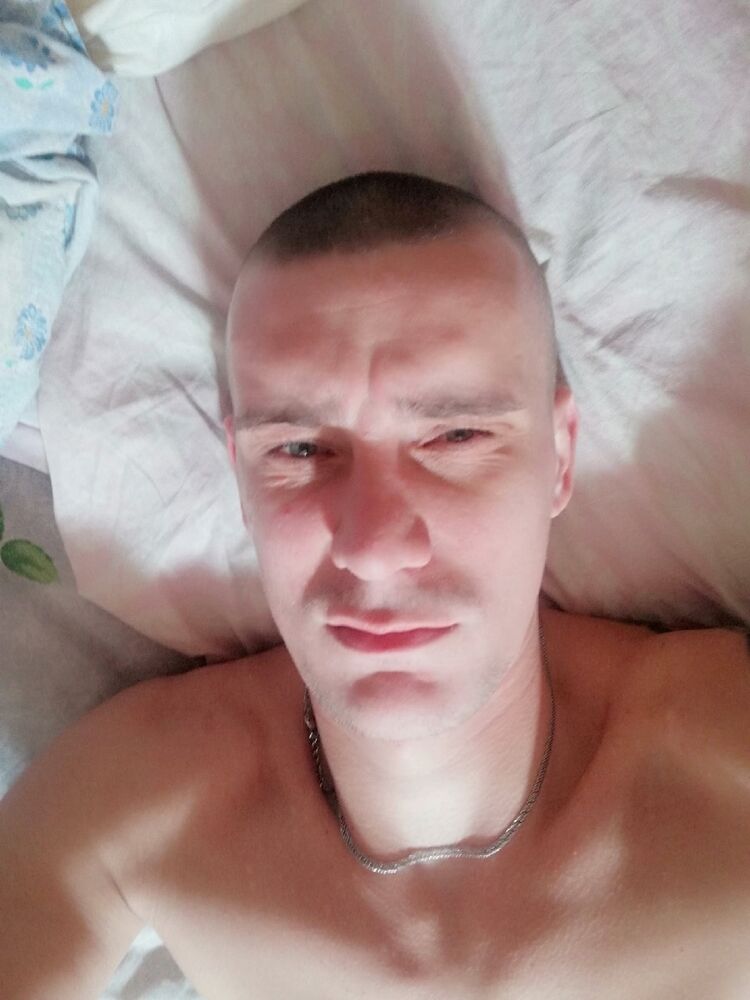  ,   Ivan, 32 ,   ,   