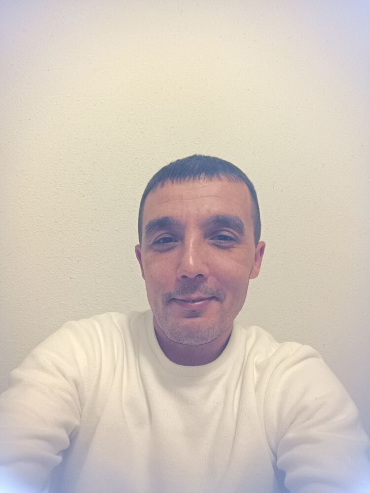 46856082  , 39 ,    